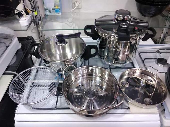 Cocotte Brendeli 4+7L 7Pieces طقم كوكوط 7 قطع من شركة براندلي الإيطالية